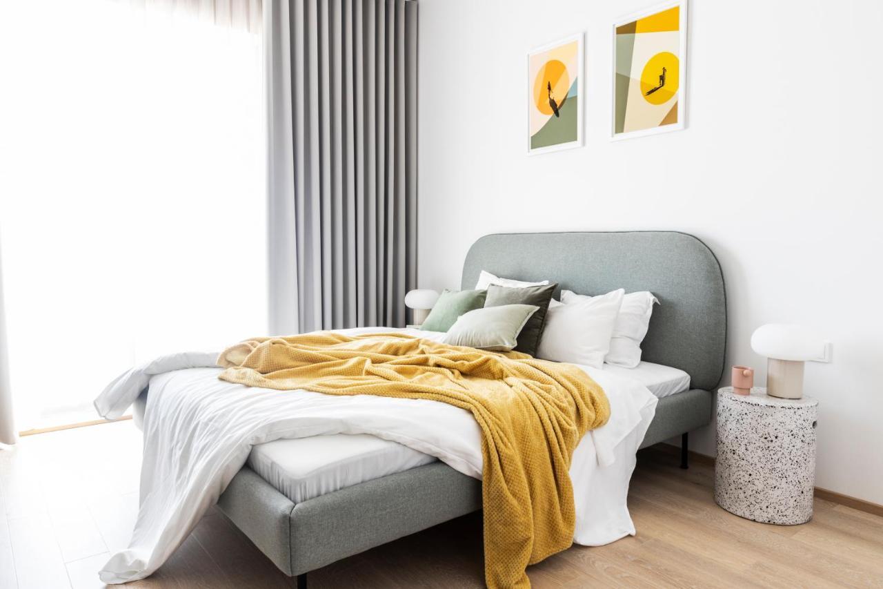 Kadriorg Plaza 2 Bedroom Free Parking Tallinn Exterior photo